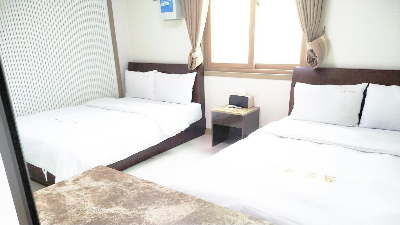 Golden Park Hotel Чеджудо Экстерьер фото